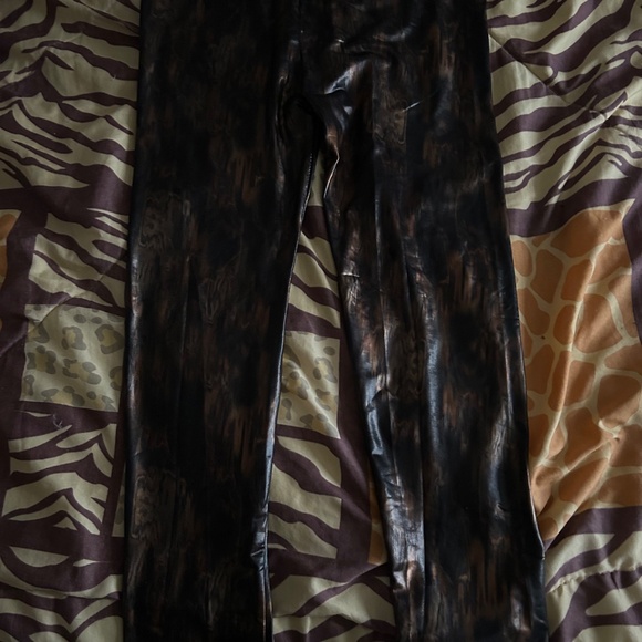 Clothing, shoes, and jewelry - Picture 4 of 16